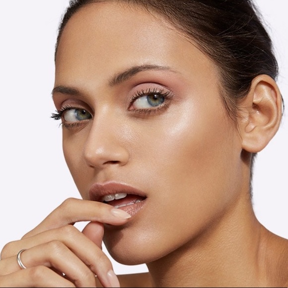 MAC Strobe Cream - Picture 7 of 10